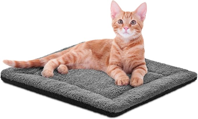 K&H Self-Warming Cat Bed Pad, Self Heating Pad, Small 21 X 17 Gray/ Black | Heating pad for cats comfort, cat self warming pad, reversible plush, warming mat for cats, machine washable