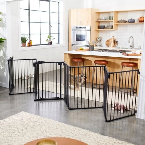 Frisco Steel 8-Panel Configurable Dog Gate and Playpen, 30-in